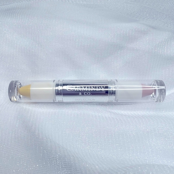 Dual-Ended Concealer Stick - Yellow and Pink - Picture 1 of 5